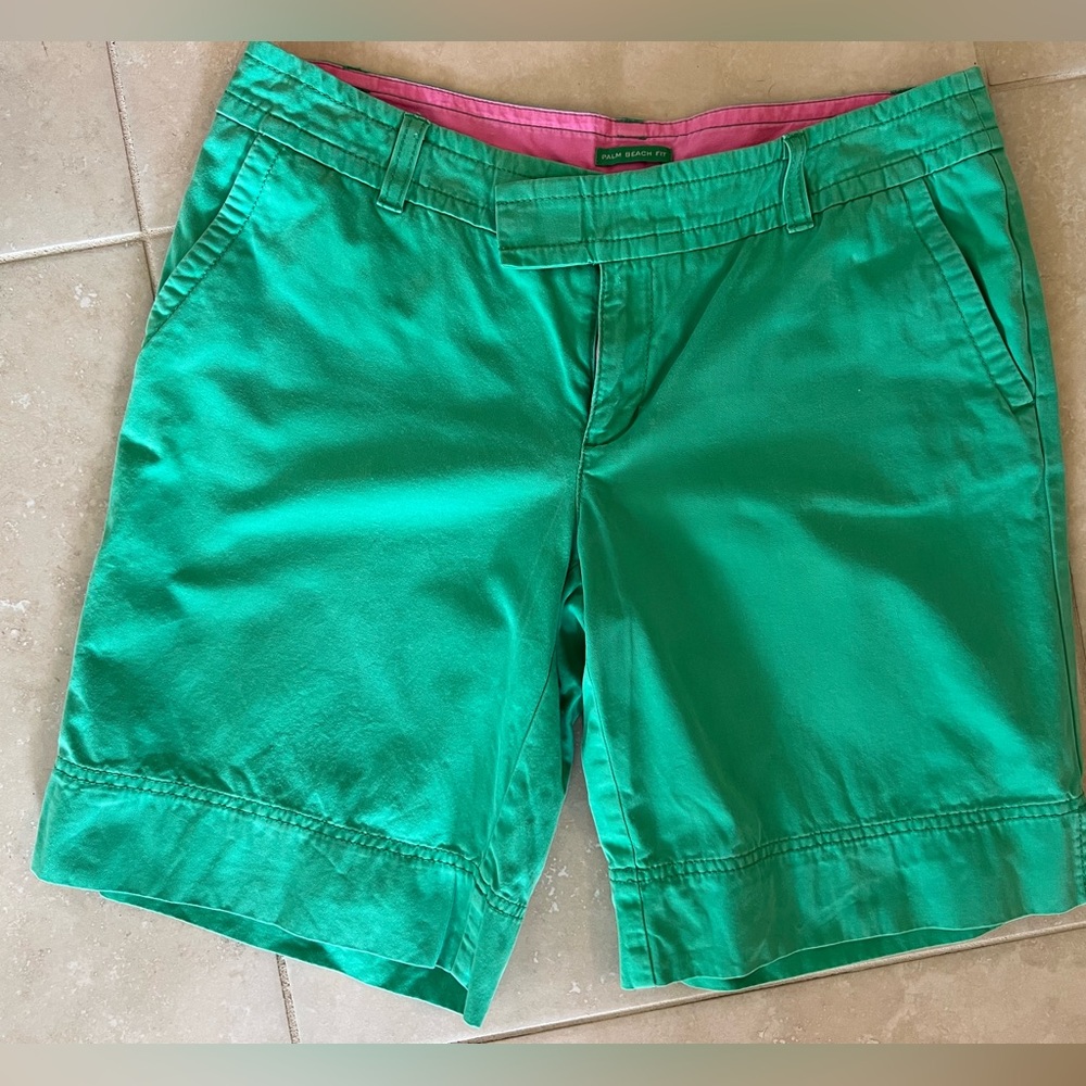 Lilly Pulitzer green palm beach fit shorts